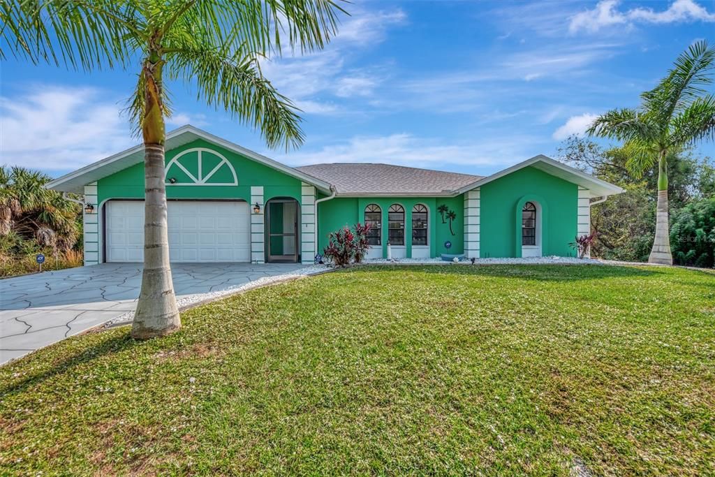 Recently Sold: $409,900 (3 beds, 2 baths, 2072 Square Feet)