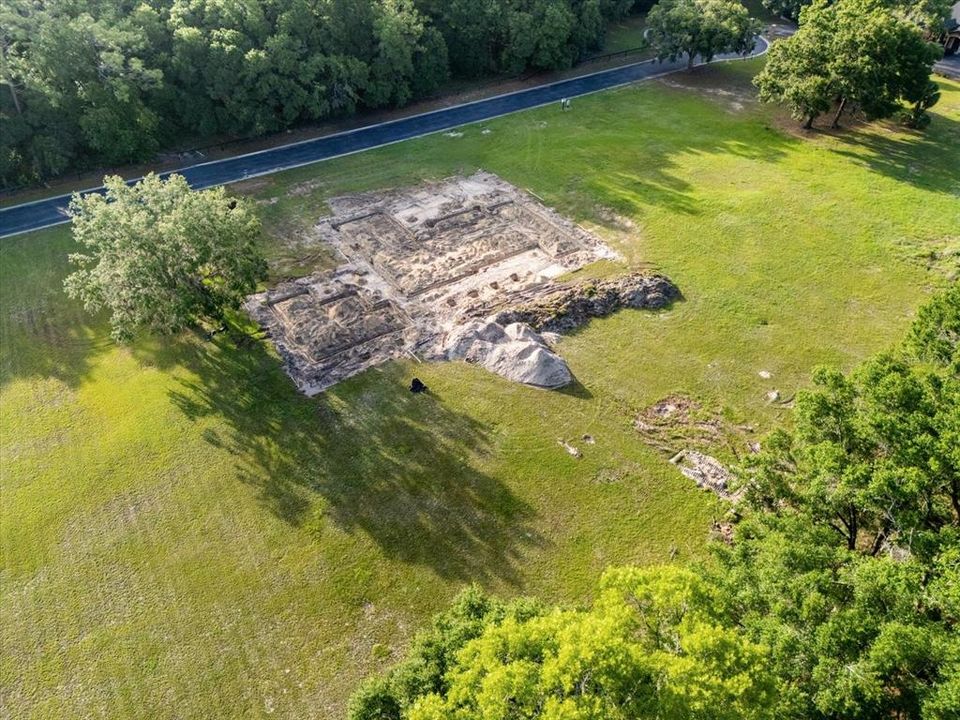 For Sale: $401,000 (1.00 acres)