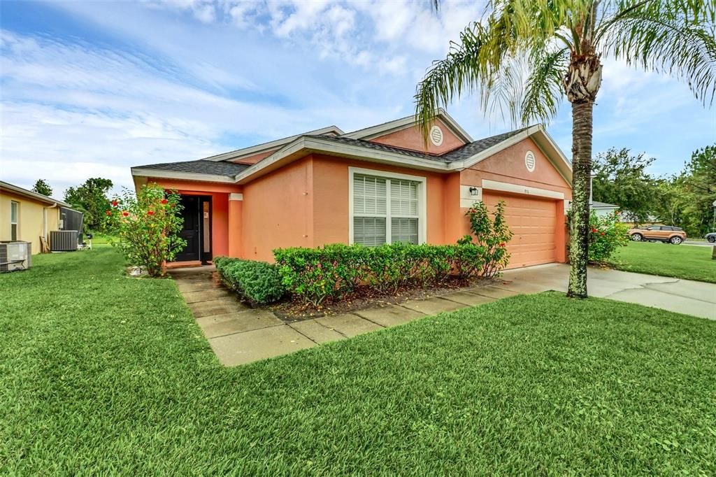 Recently Sold: $400,000 (4 beds, 3 baths, 1897 Square Feet)