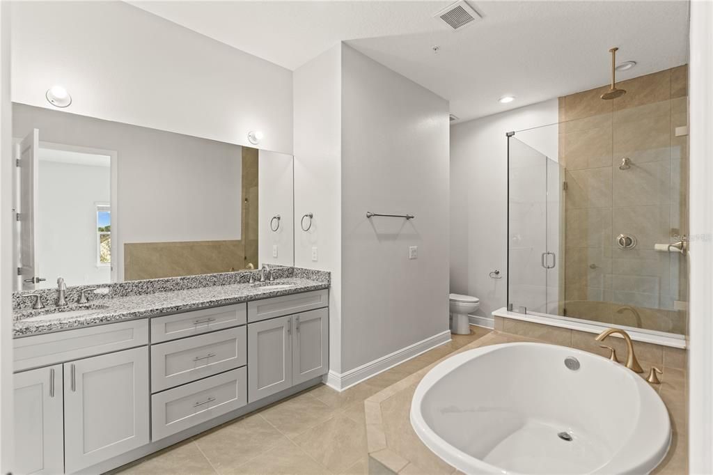 Active With Contract: $3,200 (3 beds, 2 baths, 1857 Square Feet)