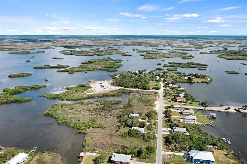 Недавно продано: $195,000 (0.49 acres)