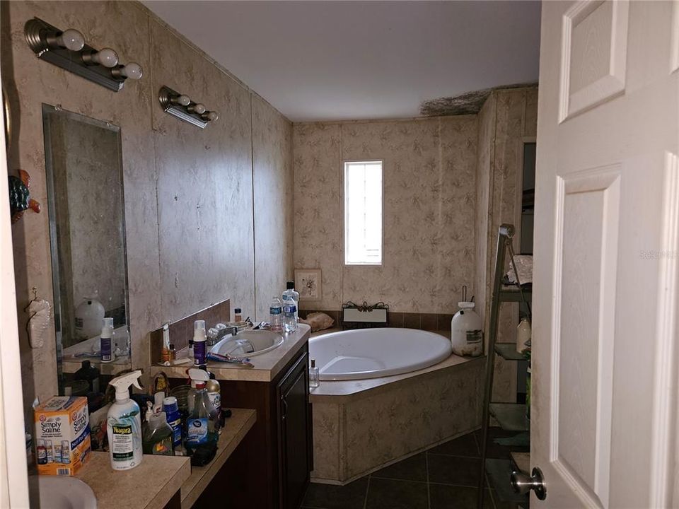 Недавно продано: $85,000 (3 спален, 2 ванн, 1269 Квадратных фут)