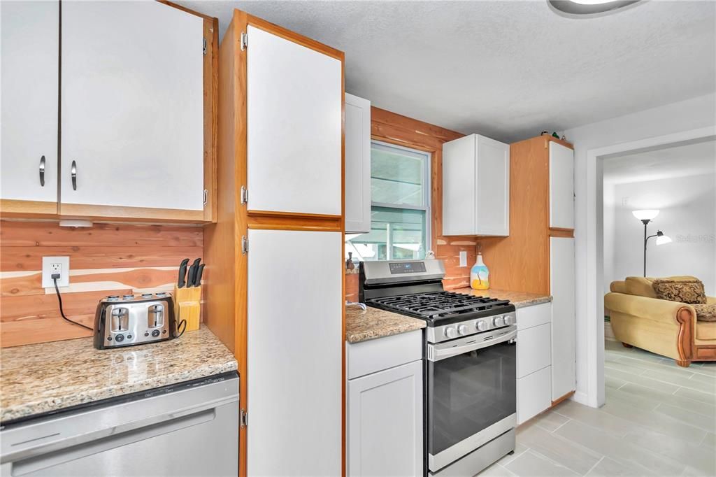 For Sale: $725,000 (4 beds, 3 baths, 1680 Square Feet)