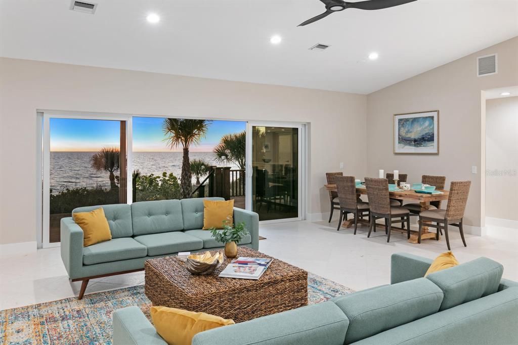 Recently Sold: $4,500,000 (4 beds, 3 baths, 2960 Square Feet)