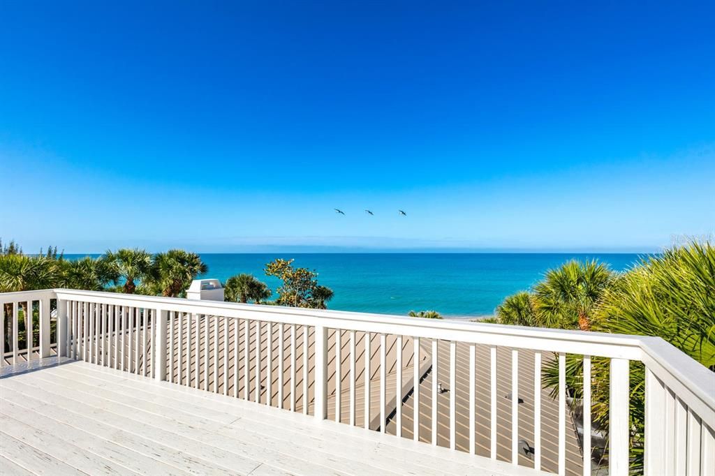 Recently Sold: $4,500,000 (4 beds, 3 baths, 2960 Square Feet)