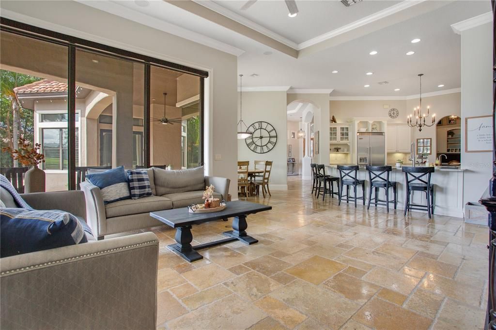 Recently Sold: $1,350,000 (5 beds, 3 baths, 4574 Square Feet)