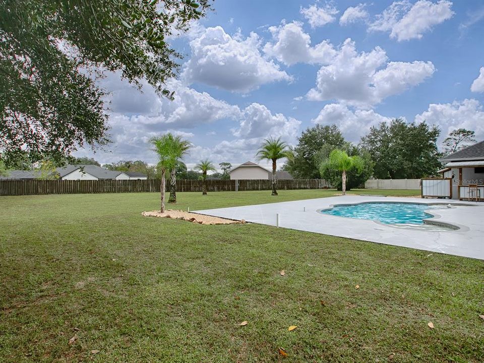 Recently Sold: $500,000 (4 beds, 2 baths, 2514 Square Feet)