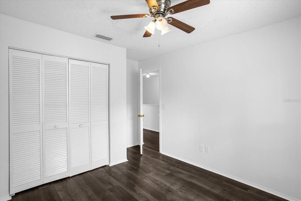 Active With Contract: $265,900 (3 beds, 2 baths, 1359 Square Feet)