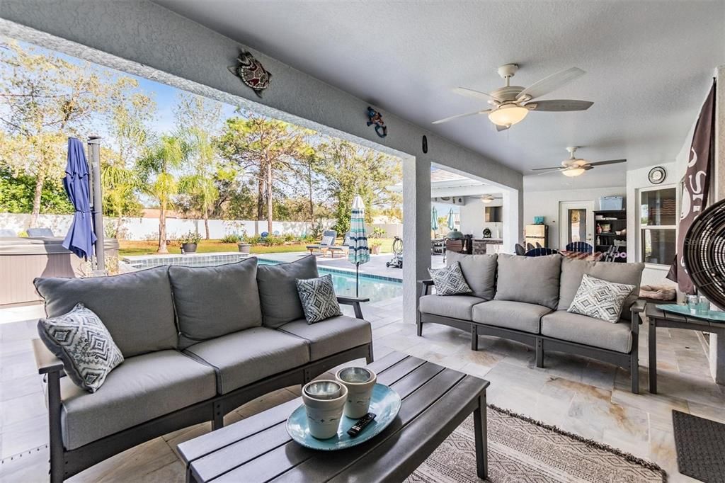 Recently Sold: $625,000 (4 beds, 3 baths, 2630 Square Feet)