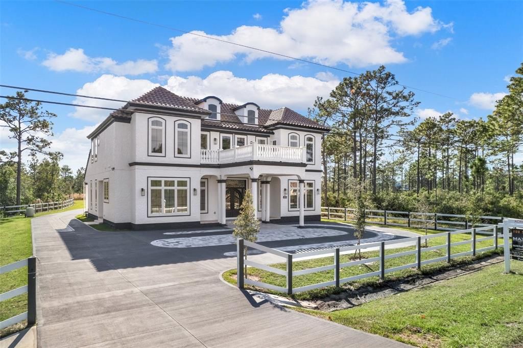Recently Sold: $1,900,000 (6 beds, 6 baths, 5199 Square Feet)