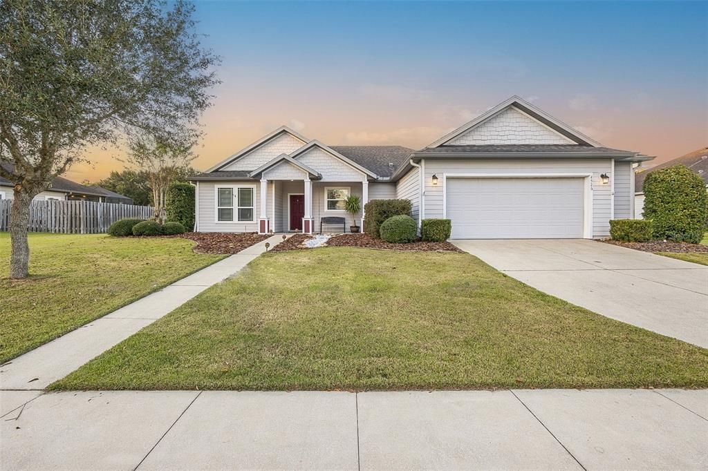 Recently Sold: $399,999 (3 beds, 2 baths, 1700 Square Feet)