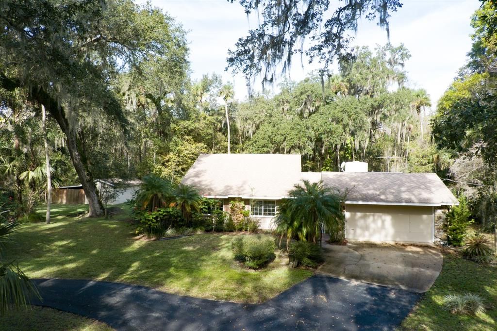Recently Sold: $499,999 (3 beds, 2 baths, 1927 Square Feet)