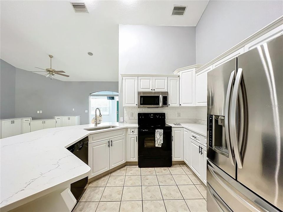 Beautifully updated kitchen