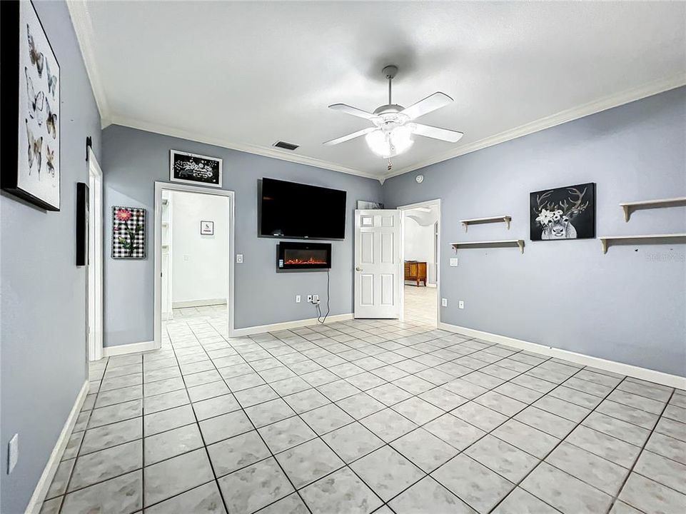 This is another spacious master bedroom with access to the ensuite master bathroom