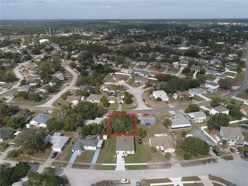 最近售出: $28,900 (0.18 acres)