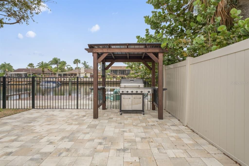 Active With Contract: $695,000 (3 beds, 2 baths, 1726 Square Feet)