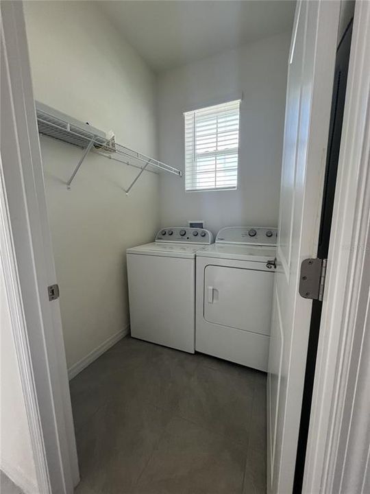 For Rent: $2,400 (3 beds, 2 baths, 1511 Square Feet)