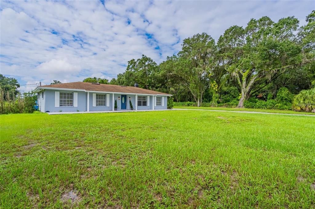 Recently Sold: $1,350,000 (4 beds, 2 baths, 1890 Square Feet)