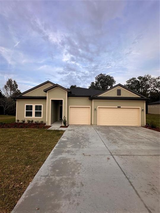 Recently Sold: $397,485 (4 beds, 3 baths, 2657 Square Feet)