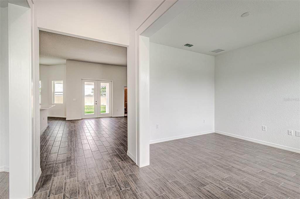 Active With Contract: $399,000 (4 beds, 3 baths, 2396 Square Feet)