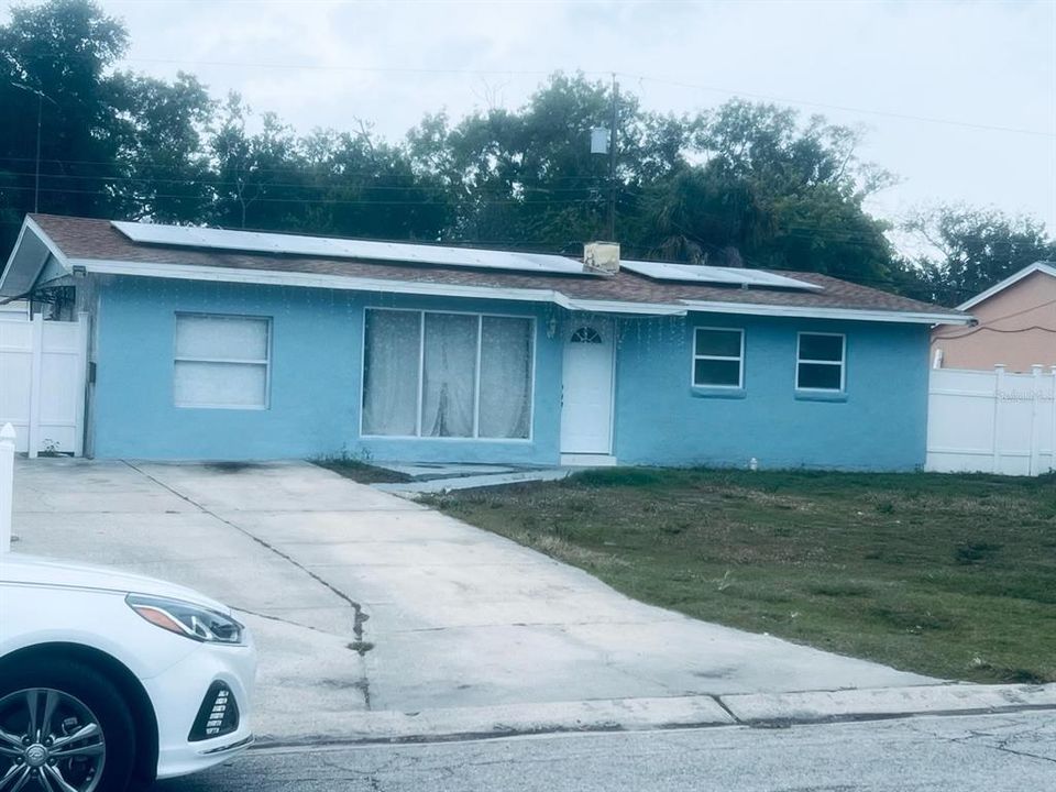 Recently Sold: $375,000 (3 beds, 2 baths, 1015 Square Feet)