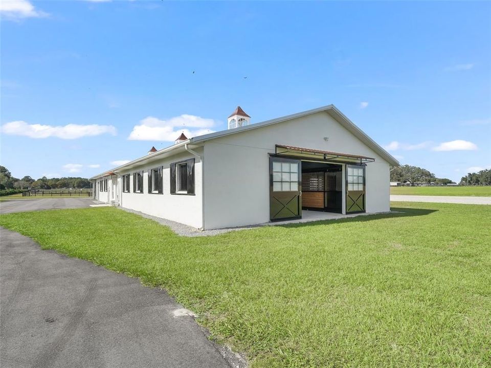 For Sale: $3,500,000 (3 beds, 2 baths, 2448 Square Feet)