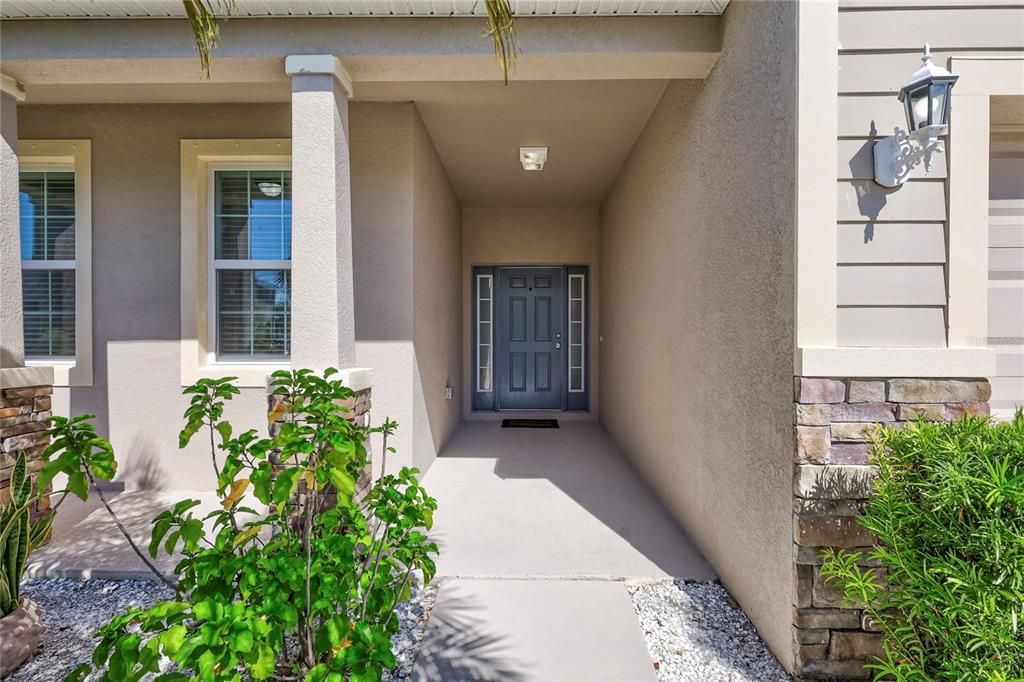 Active With Contract: $2,750 (3 beds, 2 baths, 1844 Square Feet)