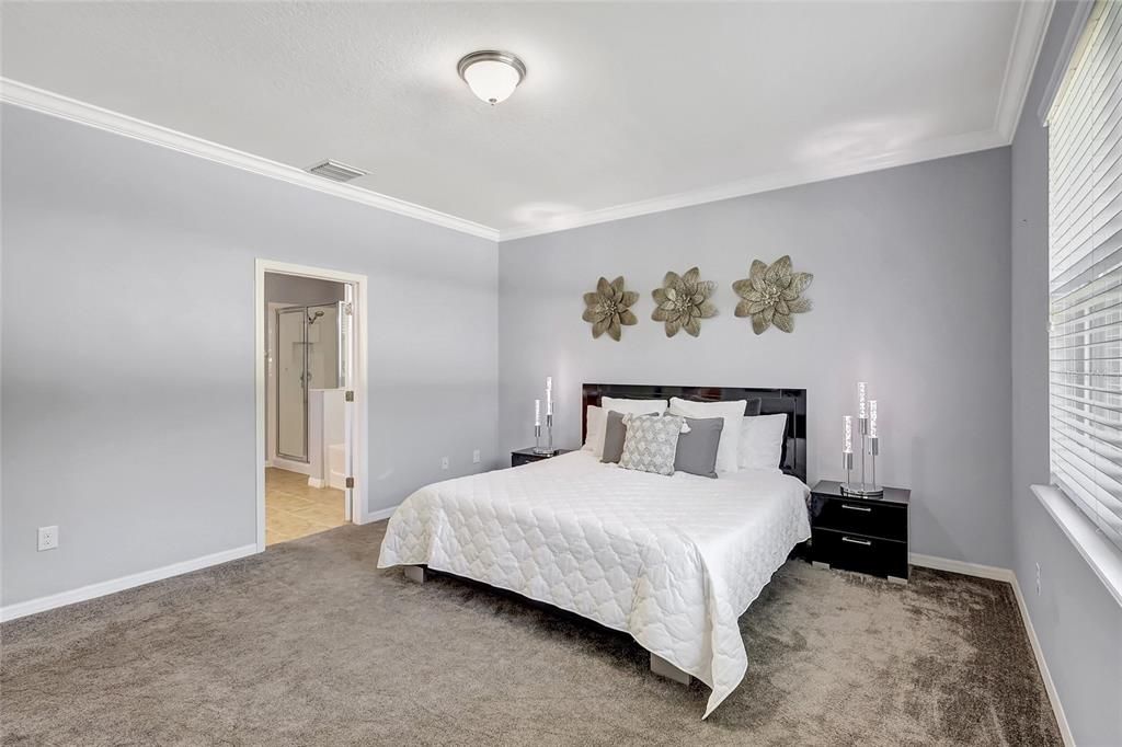 Active With Contract: $2,750 (3 beds, 2 baths, 1844 Square Feet)