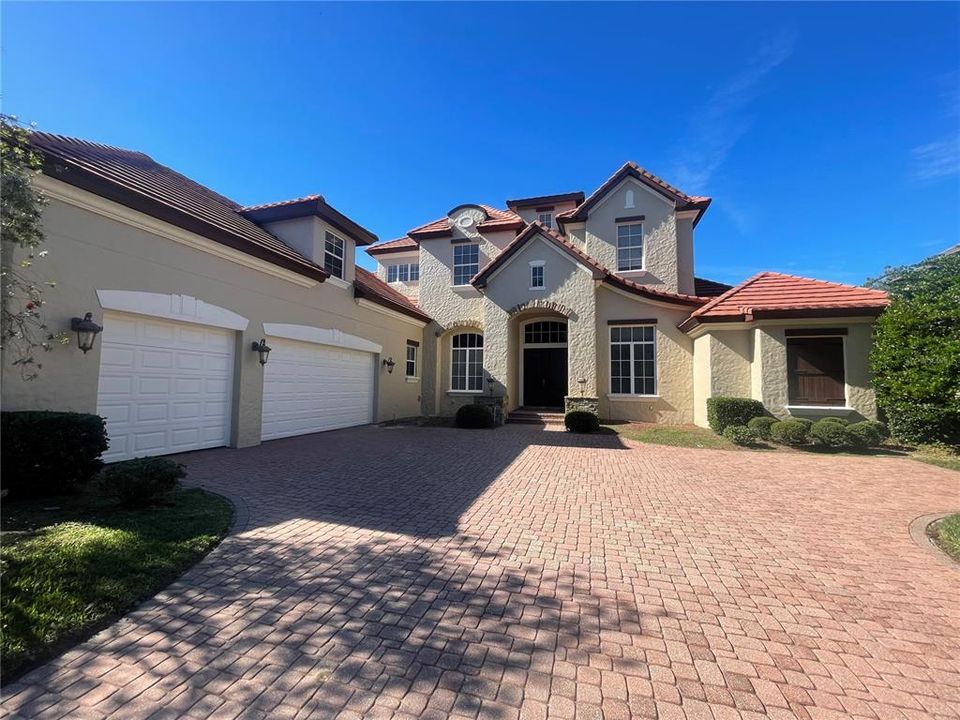 Recently Sold: $2,349,000 (5 beds, 6 baths, 6017 Square Feet)