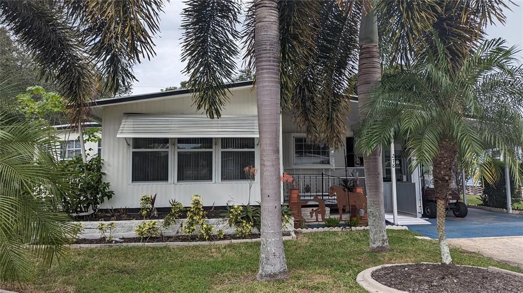 Recently Sold: $180,000 (2 beds, 2 baths, 1496 Square Feet)