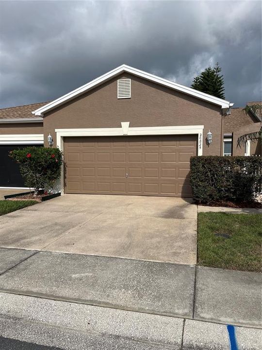 Recently Sold: $295,000 (2 beds, 2 baths, 1332 Square Feet)