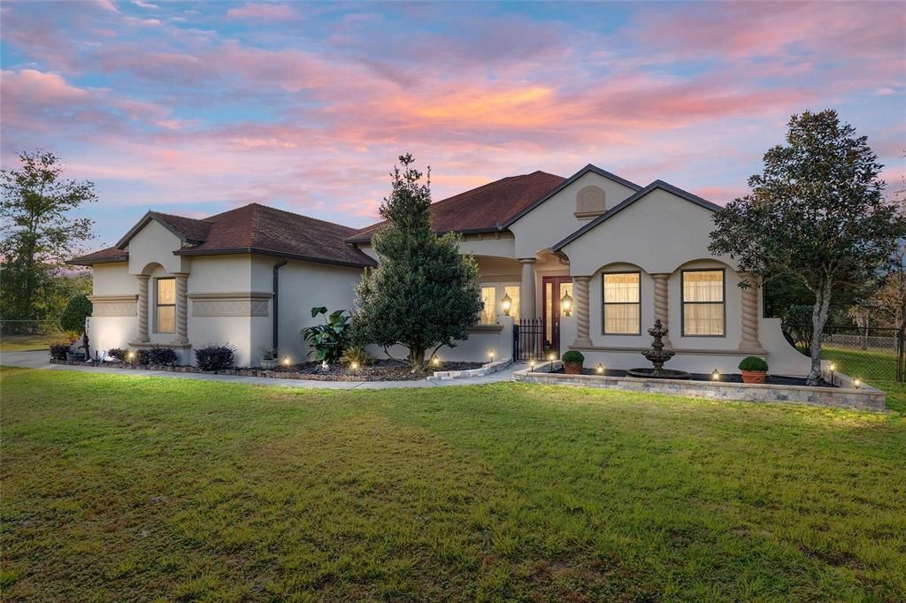 Recently Sold: $599,900 (4 beds, 3 baths, 3472 Square Feet)