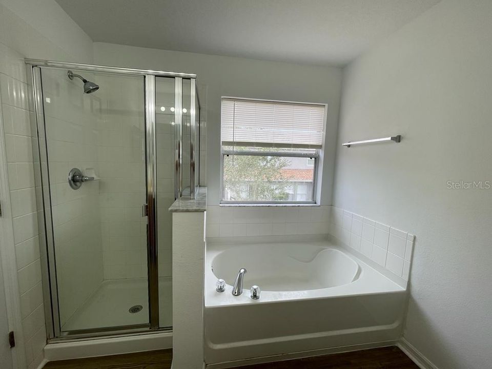 Active With Contract: $2,150 (3 beds, 2 baths, 1734 Square Feet)