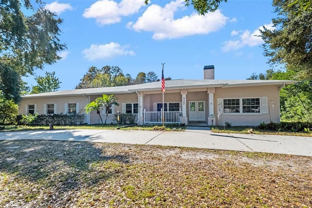 Recently Sold: $625,000 (3 beds, 3 baths, 2521 Square Feet)