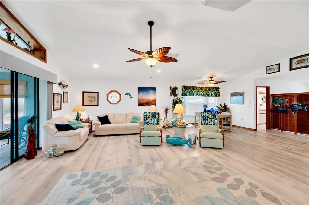 Recently Sold: $645,000 (5 beds, 3 baths, 3310 Square Feet)