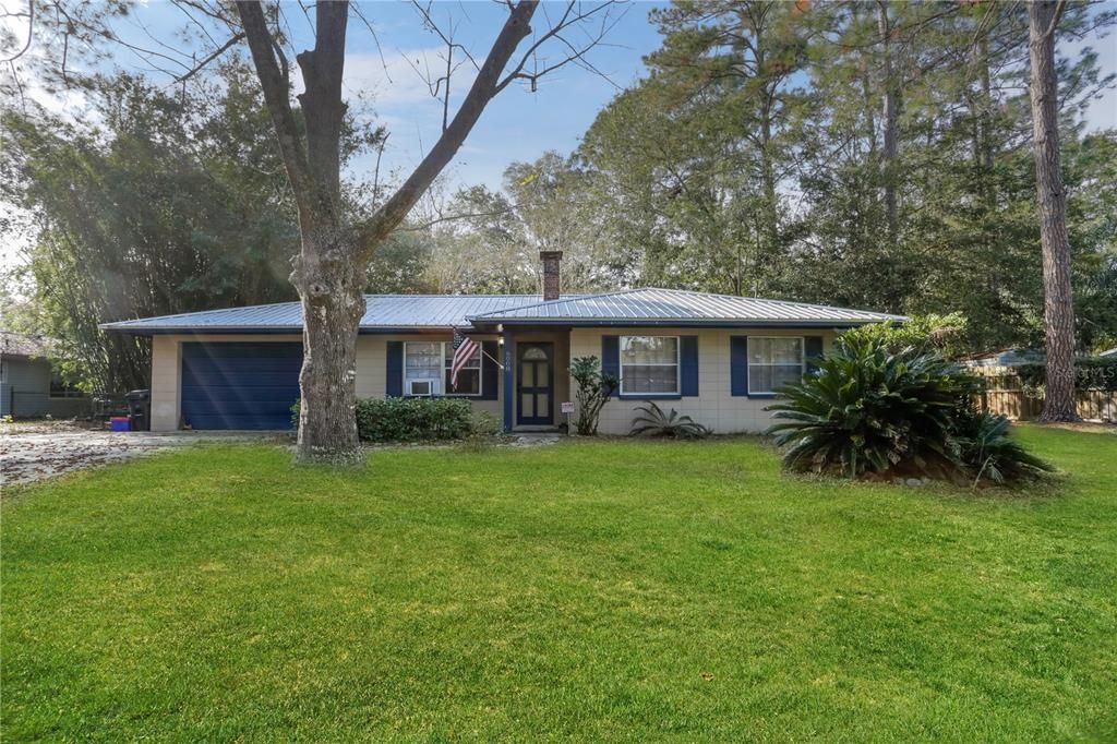 Recently Sold: $264,900 (3 beds, 2 baths, 1563 Square Feet)