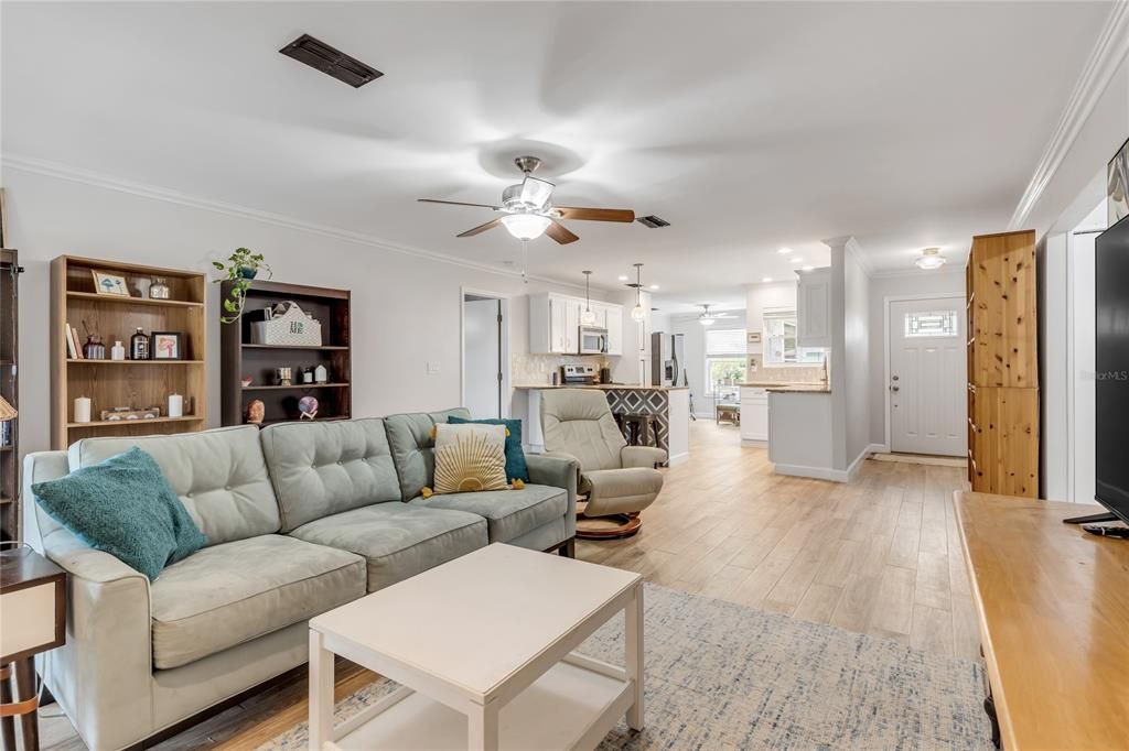 Recently Sold: $339,000 (3 beds, 2 baths, 1605 Square Feet)