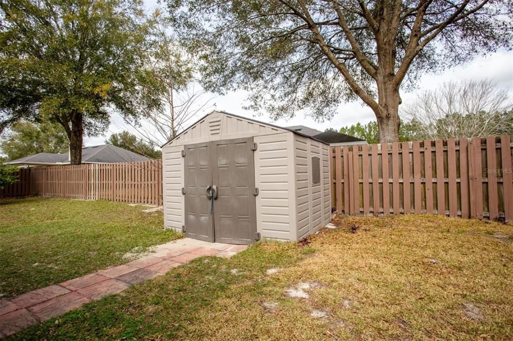 Recently Rented: $1,925 (3 beds, 2 baths, 1562 Square Feet)