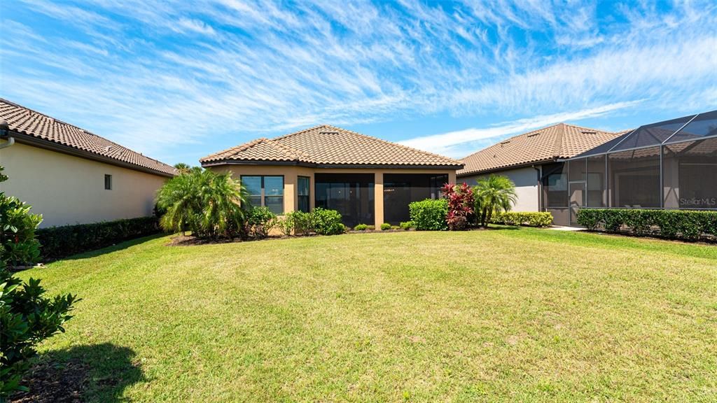 出租: $8,500 (2 贝兹, 2 浴室, 1868 平方英尺)