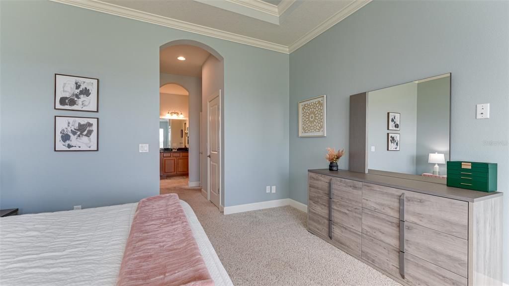 出租: $8,500 (2 贝兹, 2 浴室, 1868 平方英尺)