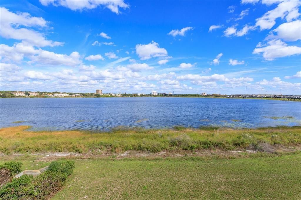 Recently Rented: $5,800 (5 beds, 4 baths, 4692 Square Feet)