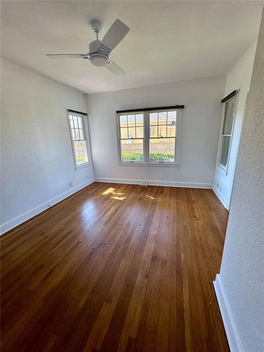 Recently Rented: $5,000 (3 beds, 3 baths, 1744 Square Feet)