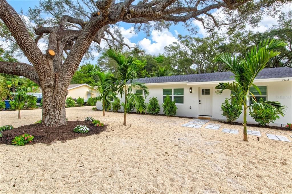 Main House + Detached 2 Car garage + Studio w/ Bath