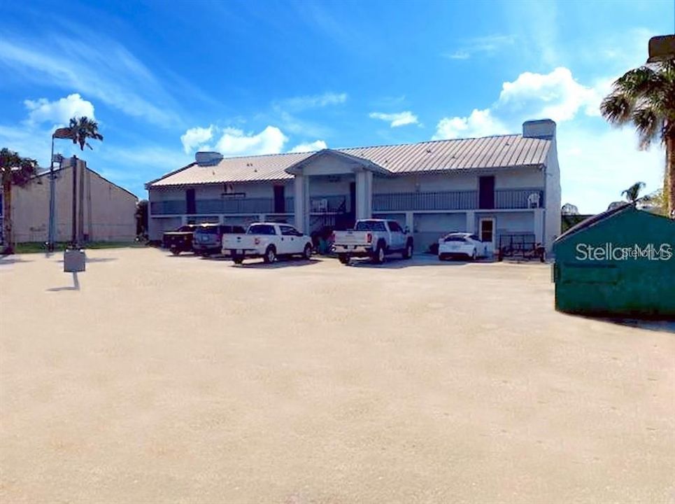 Vendido Recientemente: $1,700,000 (0 camas, 0 baños, 6464 Pies cuadrados)