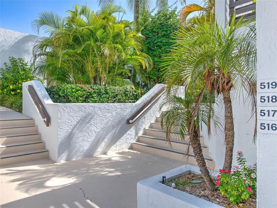 For Rent: $10,000 (2 beds, 2 baths, 1456 Square Feet)