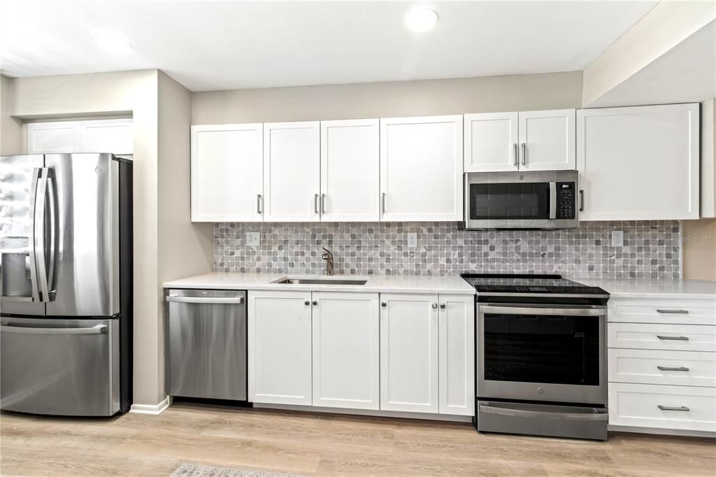 For Rent: $10,000 (2 beds, 2 baths, 1456 Square Feet)