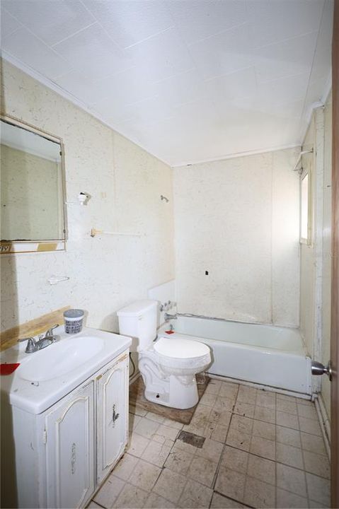 最近售出: $142,800 (3 贝兹, 2 浴室, 1693 平方英尺)