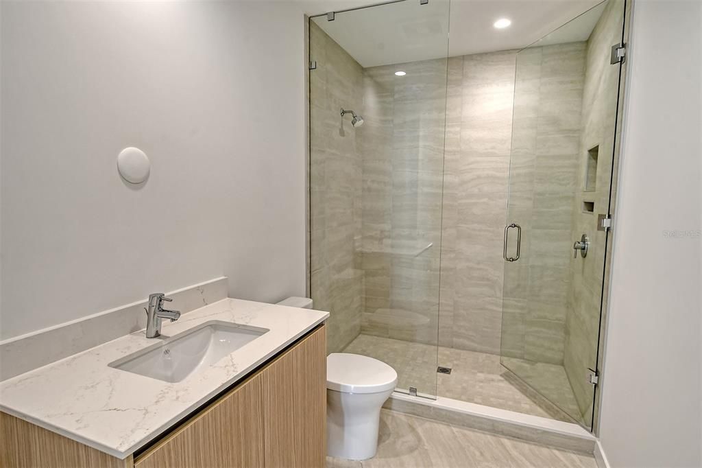 Недавно арендовано: $16,000 (3 спален, 3 ванн, 2079 Квадратных фут)