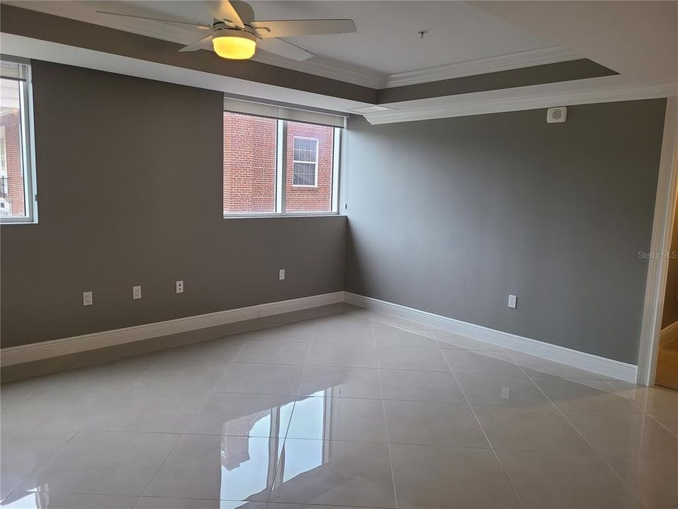 Active With Contract: $2,800 (2 beds, 2 baths, 1496 Square Feet)