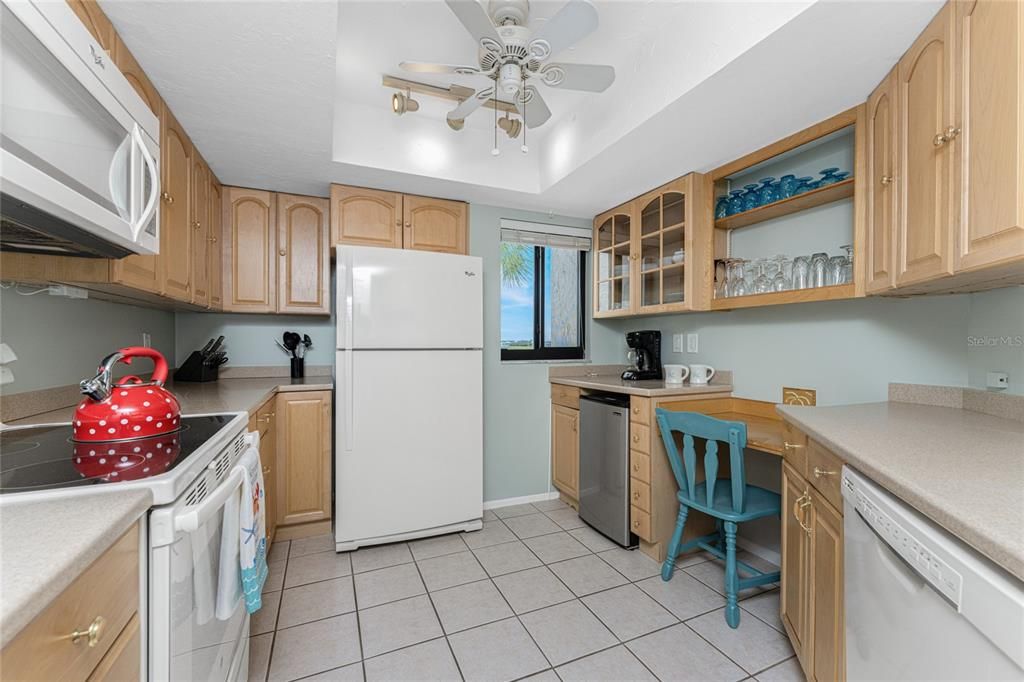 Recently Rented: $2,500 (2 beds, 2 baths, 900 Square Feet)
